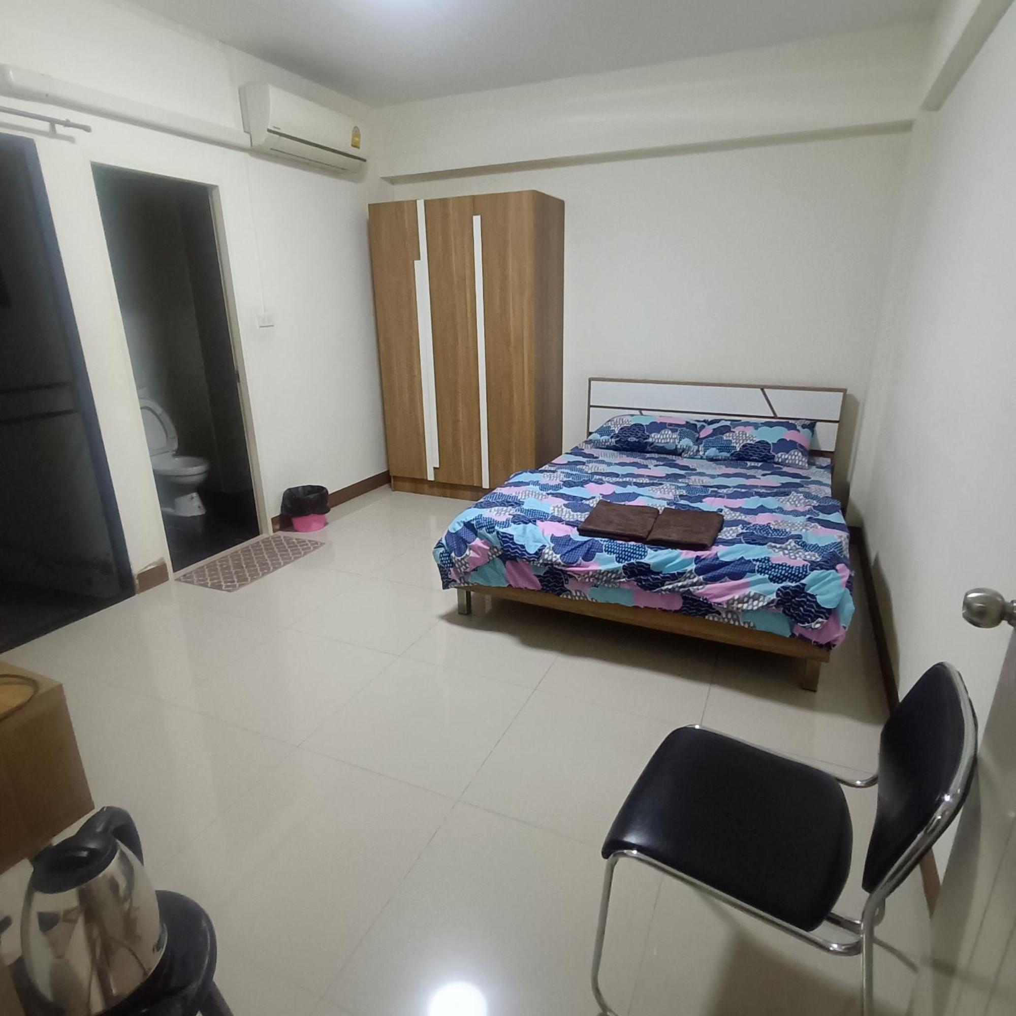 Pa House Apartment Бангкок Экстерьер фото